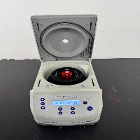 Eppendorf 5420 Centrifuge image 3